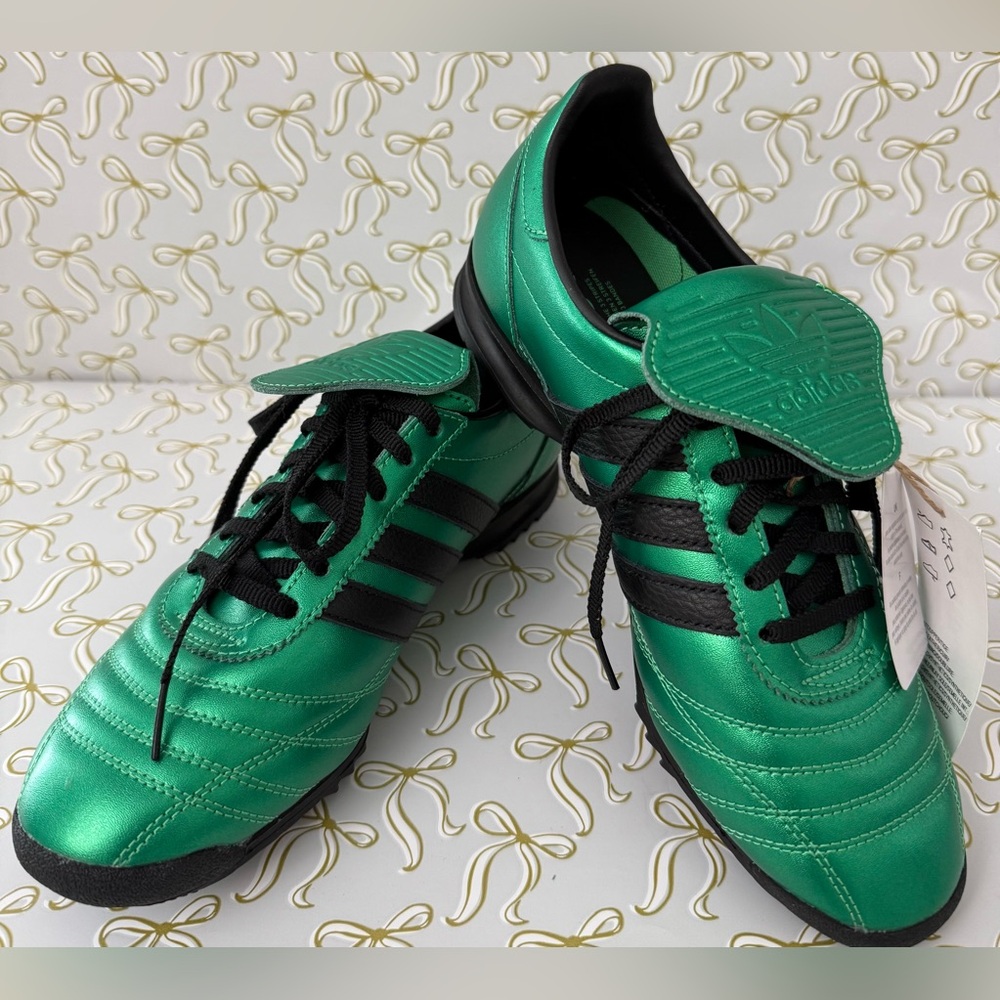 Women’s ADIDAS SL 72  OG Semi Screaming Green Black Stripes & Sole 7.5 NEW